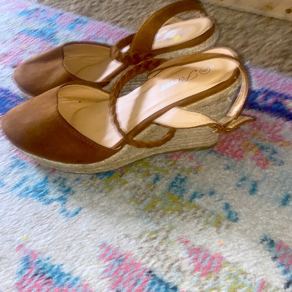 Tan wedges